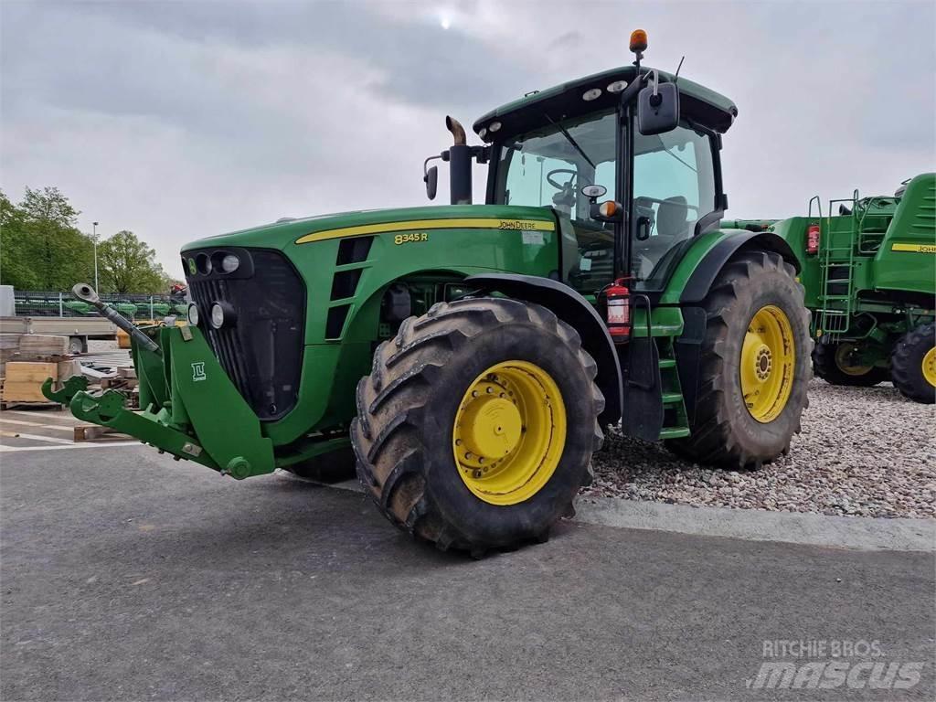 John Deere 8345R Traktorji