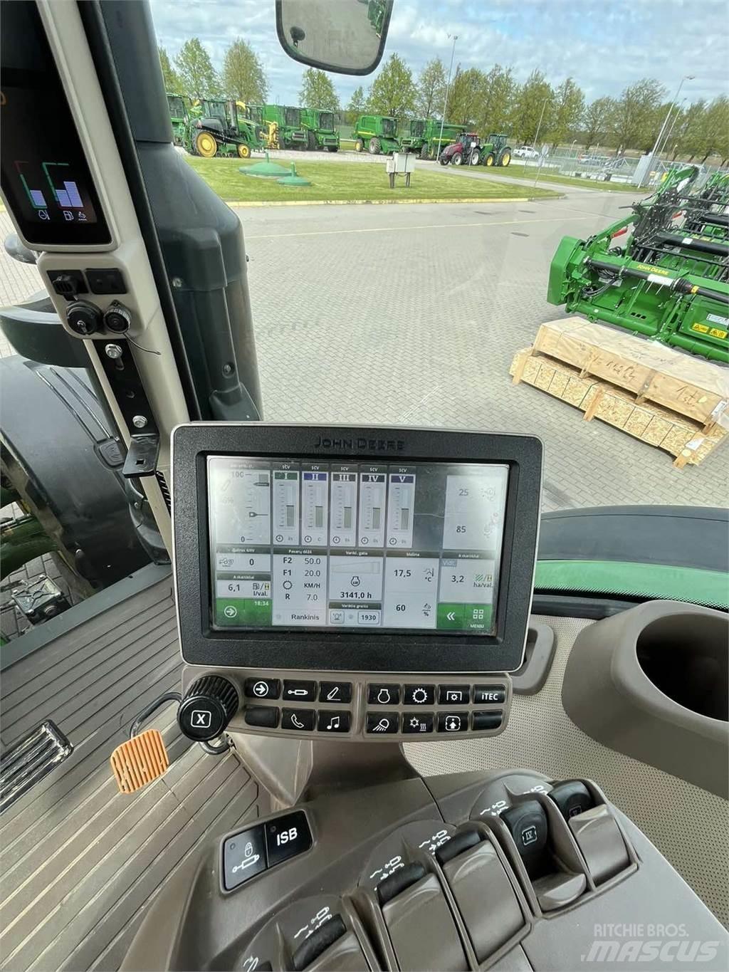 John Deere 8370R Traktorji