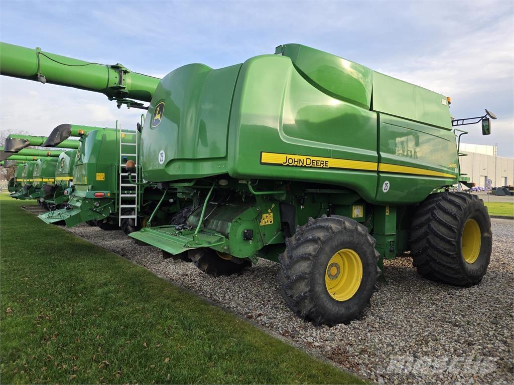 John Deere S690 Kombajni