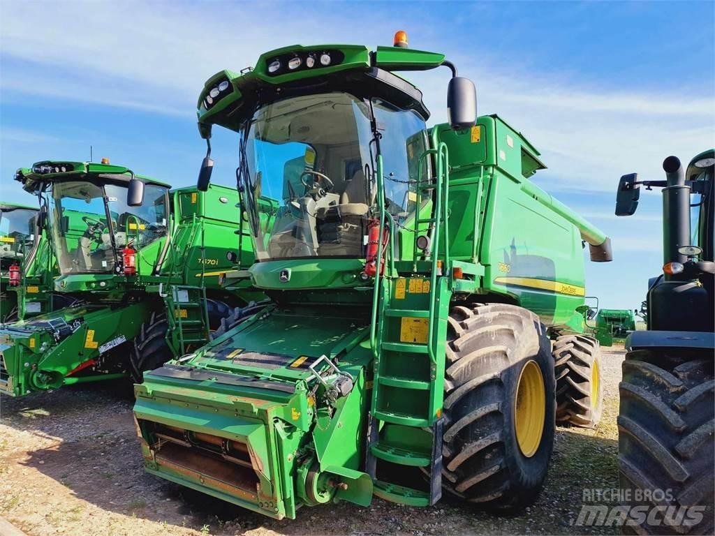 John Deere T660 Kombajni