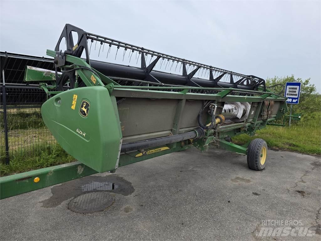 John Deere T670 Kombajni