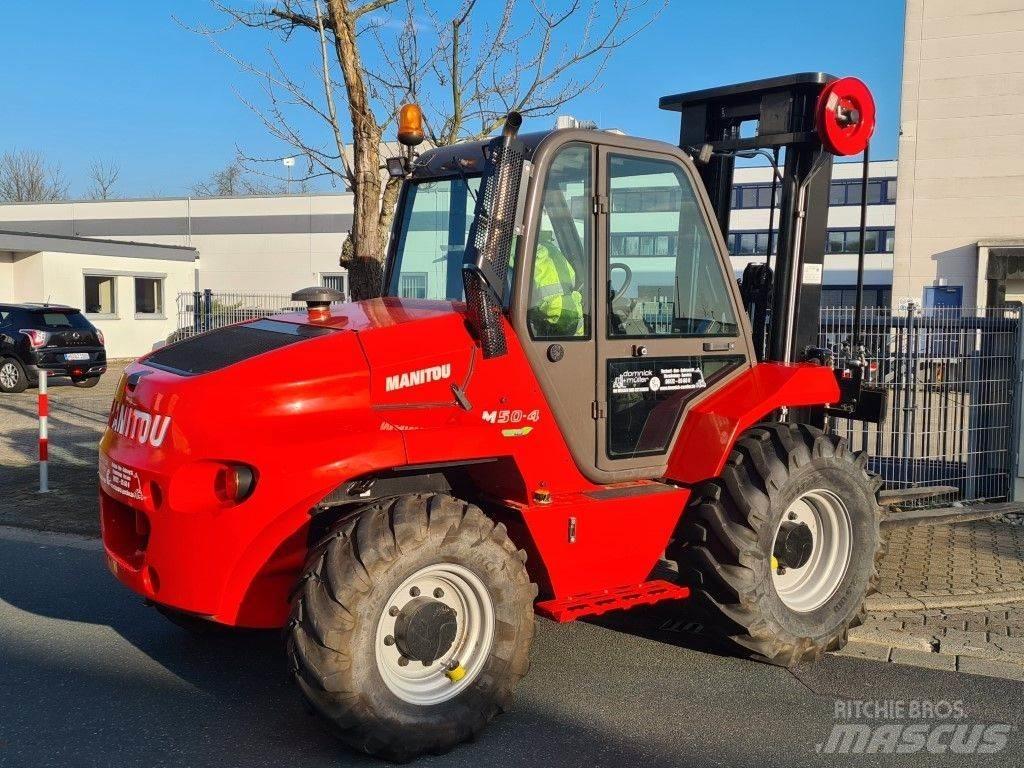 Manitou M50.4 Terenski viličar