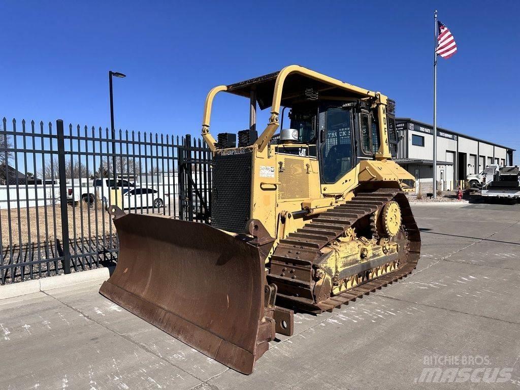 CAT D6M XL Buldožerji goseničarji
