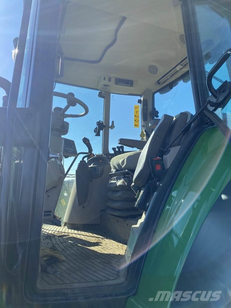 John Deere 6120M Traktorji