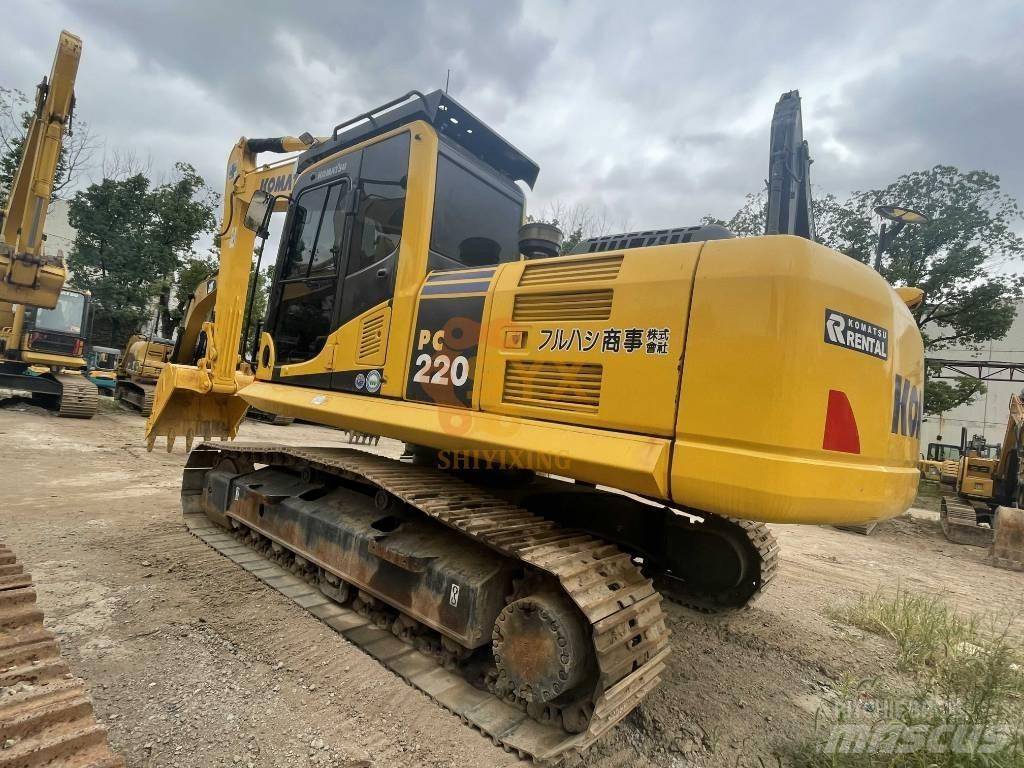 Komatsu PC 220 Bagri goseničarji