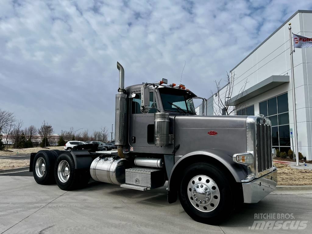 Peterbilt 389 Vlačilci