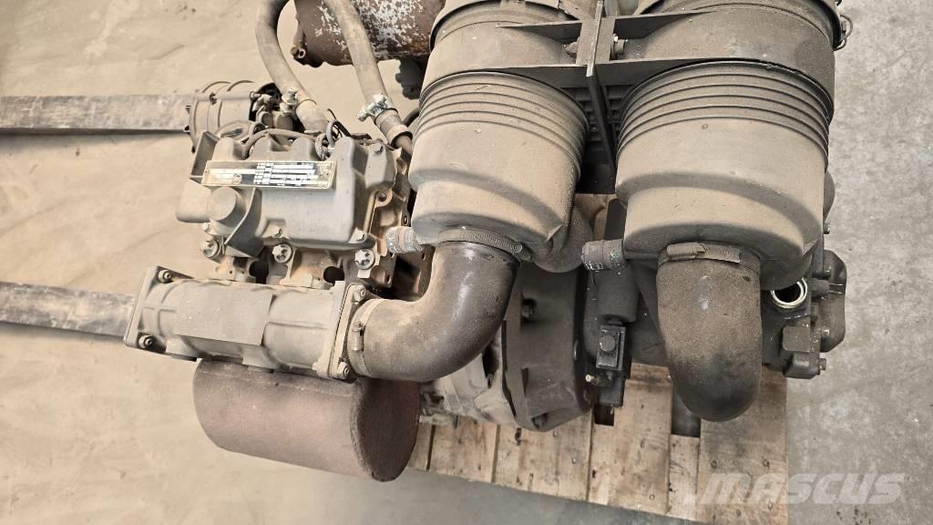 Deutz F2M1011 Motorji