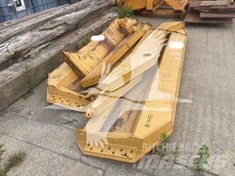 CAT 740 Drugo