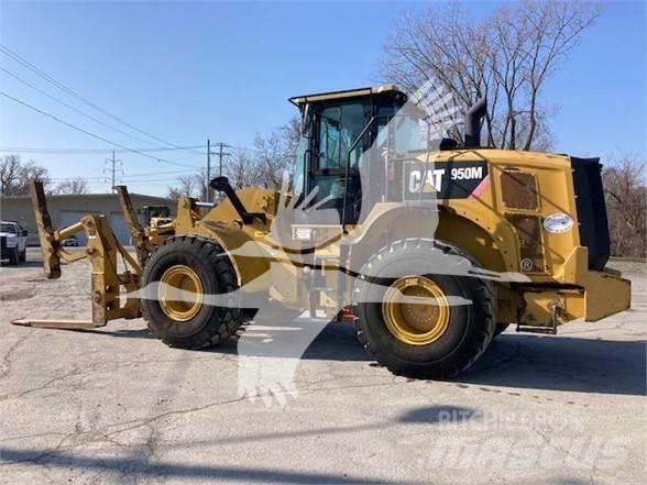 CAT 950M Kolesni nakladalci