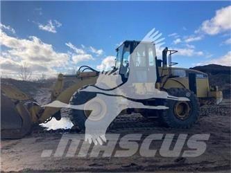 CAT 966G Kolesni nakladalci