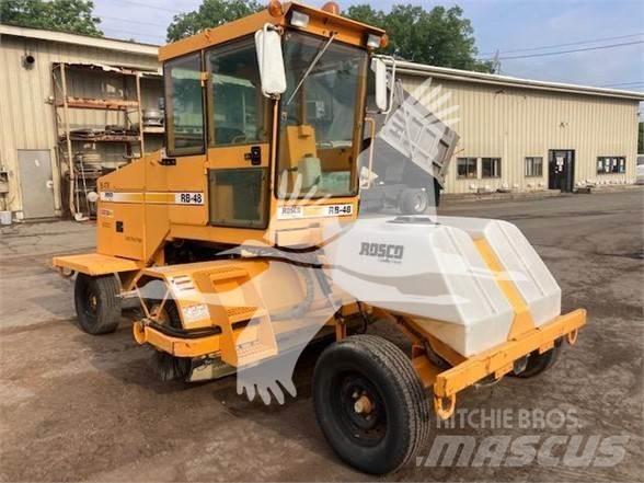 Rosco RB48 Cestni pometači