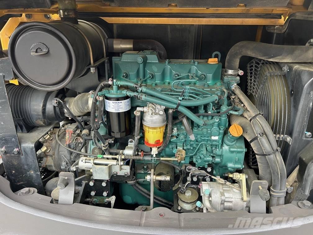 Volvo EC 55 C Mini bagri <7t