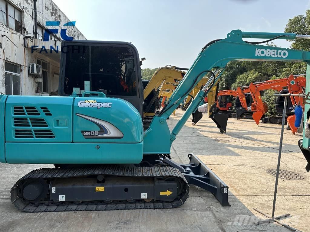 Kobelco SK 60 Bagri goseničarji