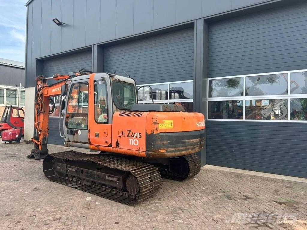 Hitachi ZX110 Midi bagri 7t – 12t