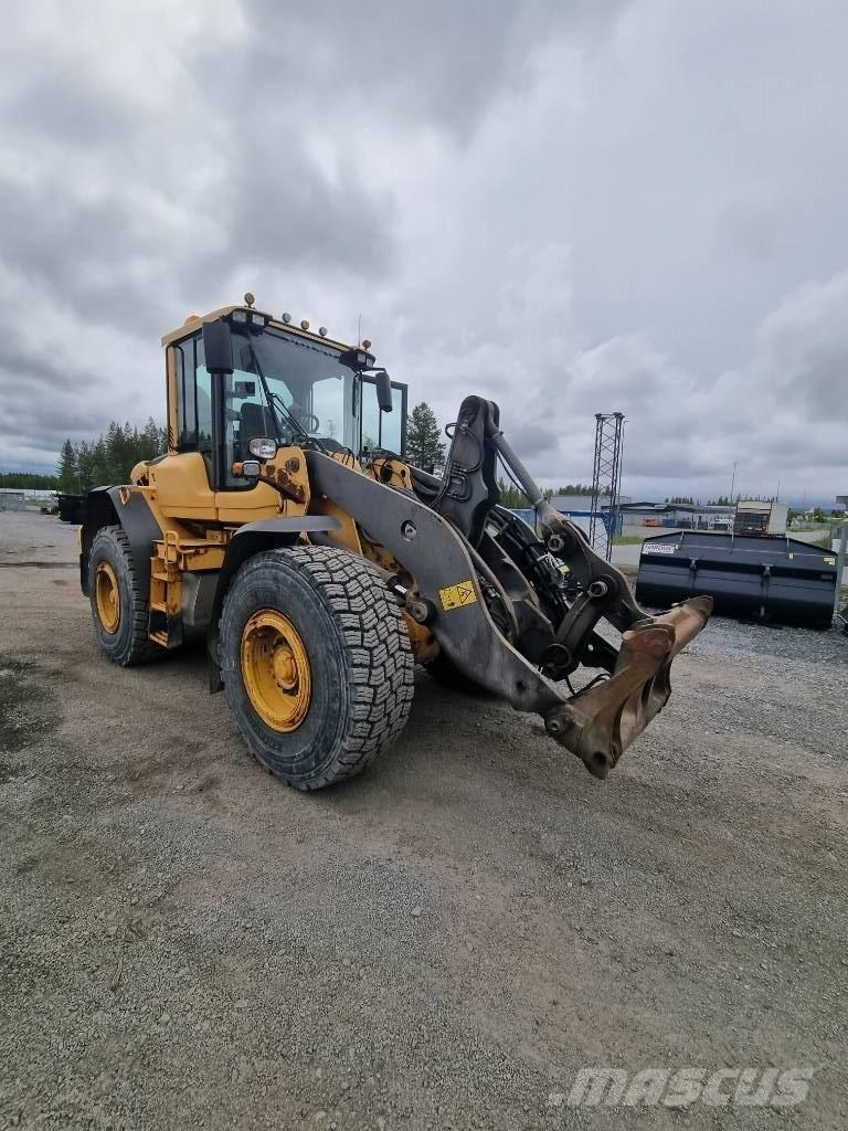 Volvo L 90 F Kolesni nakladalci