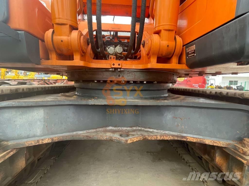 Doosan DX500 LCA Bagri goseničarji