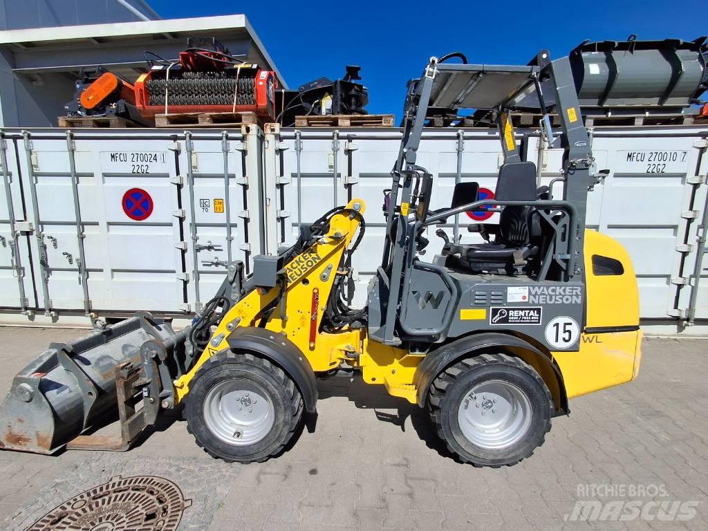 Wacker Neuson WL20e Kolesni nakladalci