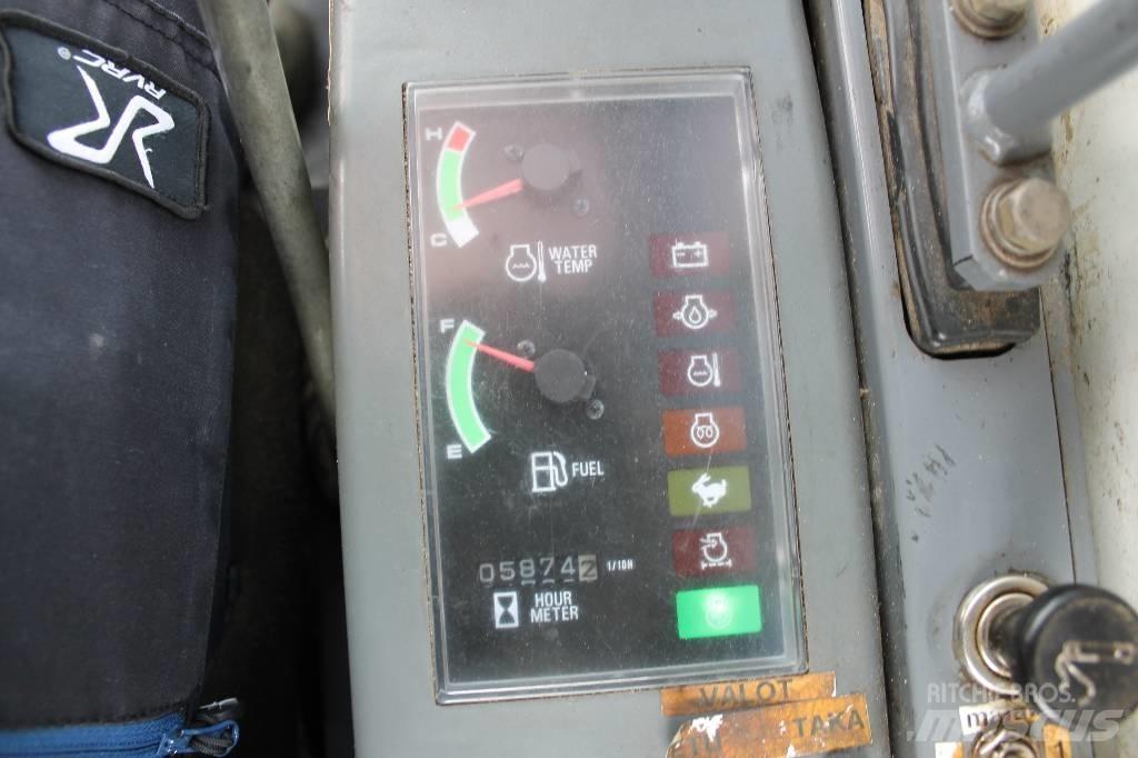 Takeuchi TB180FR Midi bagri 7t – 12t
