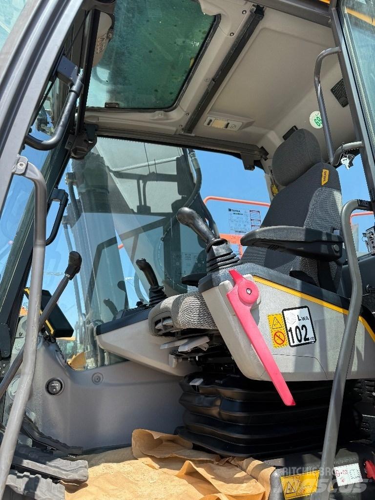 Volvo EC 220 E Bagri goseničarji