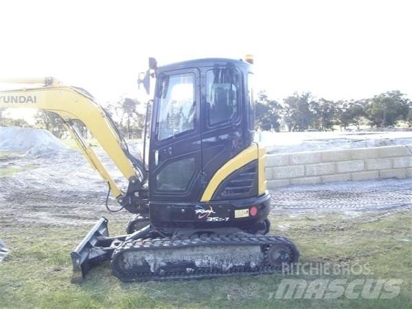 Hyundai R35Z-7 Mini bagri <7t