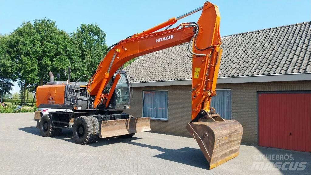 Hitachi ZX220W-5B Bagri na kolesih