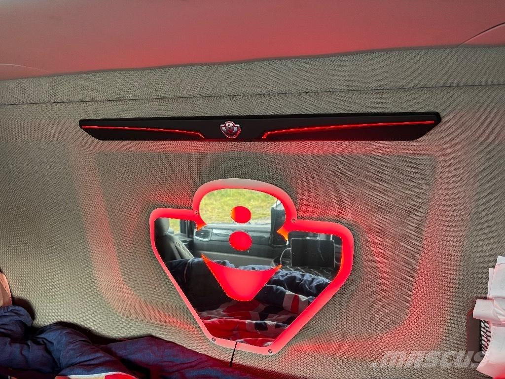 Scania R650B6X4NB Tovornjaki za hlode