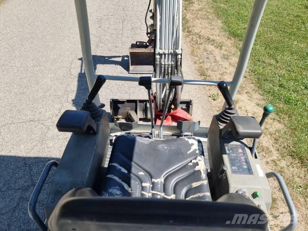 Takeuchi TB 016 Mini bagri <7t