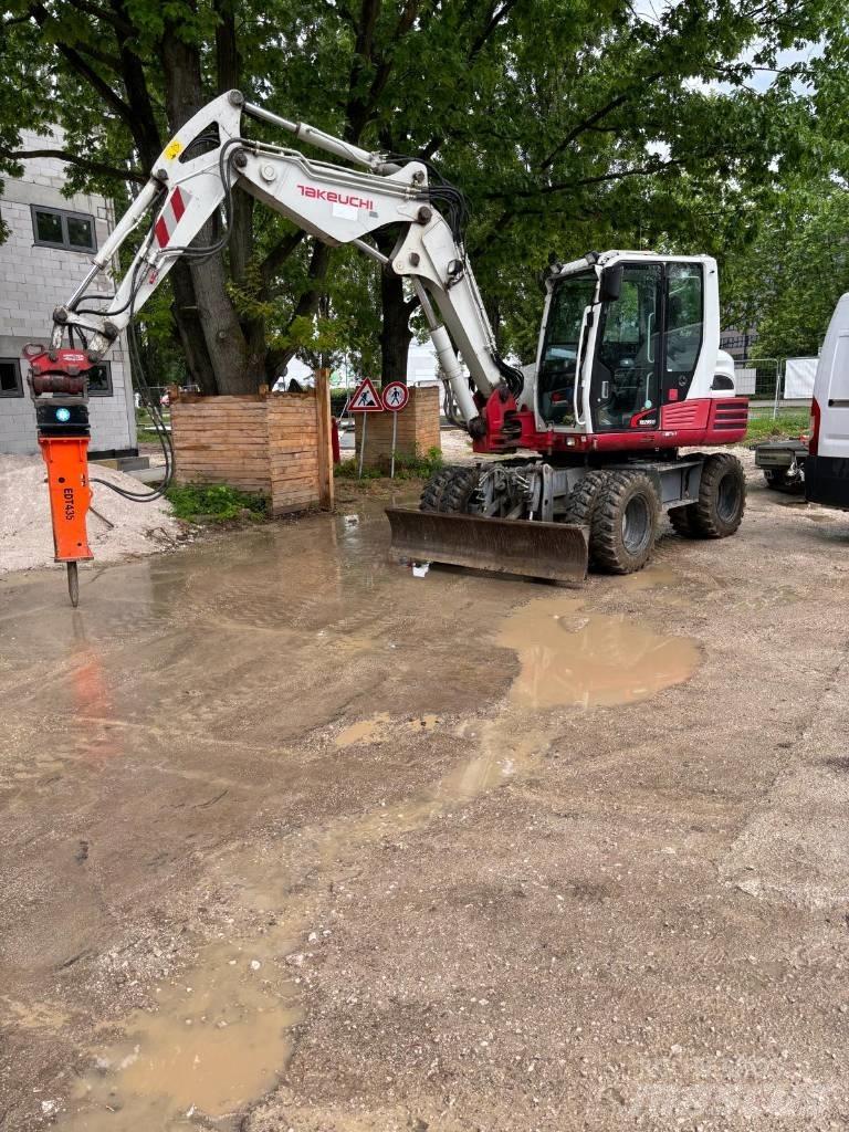 Takeuchi TB295W Bagri na kolesih