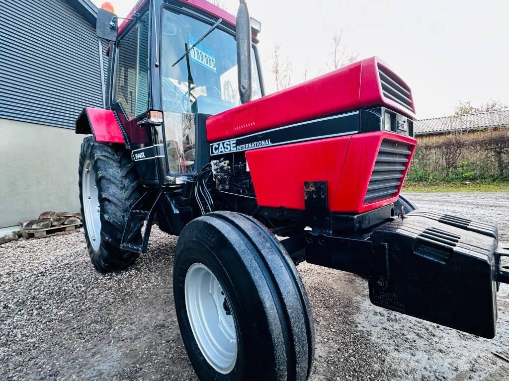 CASE 844 XL Traktorji