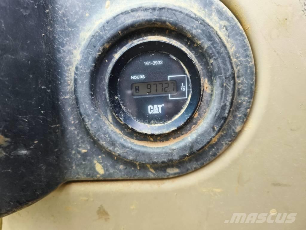 CAT 318 C Bagri goseničarji