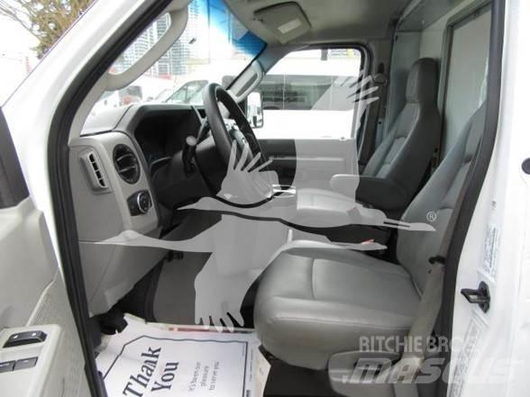 Ford E450 Drugo