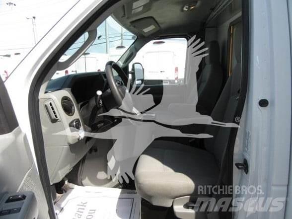 Ford E450 Drugo