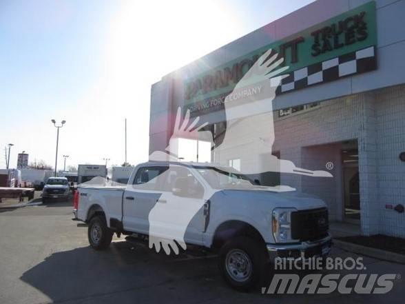 Ford F250 Drugo