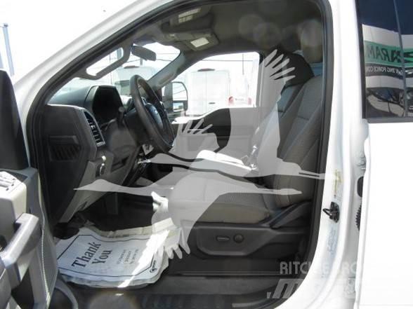 Ford F350 Drugo