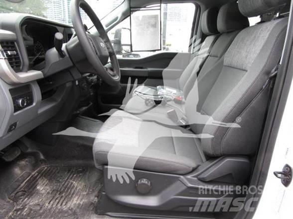 Ford F550 Drugo