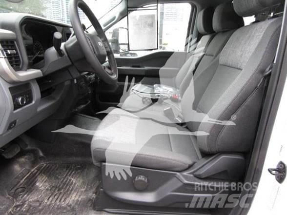 Ford F550 Drugo