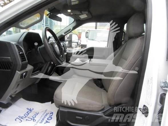 Ford F550 Drugo
