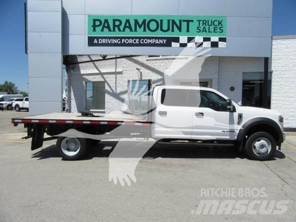 Ford F550 Tovornjaki s kesonom/platojem