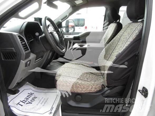 Ford F550 Tovornjaki s kesonom/platojem