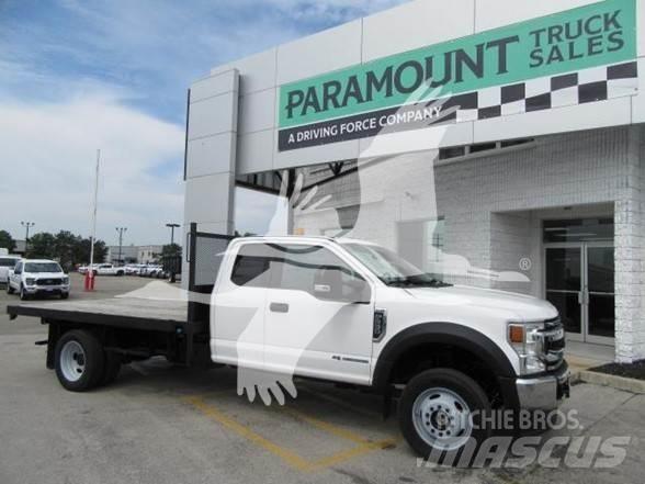 Ford F550 Tovornjaki s kesonom/platojem