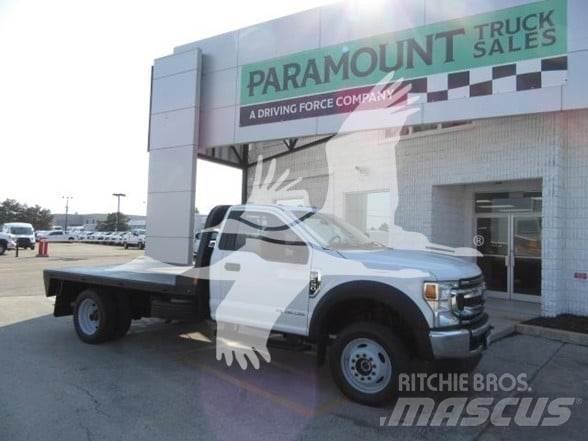 Ford F550 Tovornjaki s kesonom/platojem