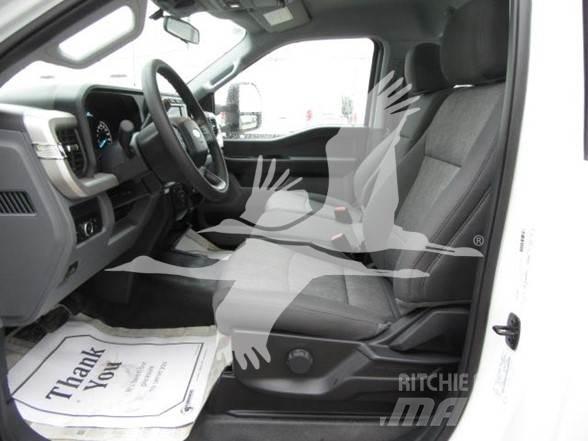 Ford F550 Drugo