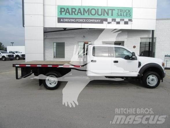 Ford F550 Tovornjaki s kesonom/platojem
