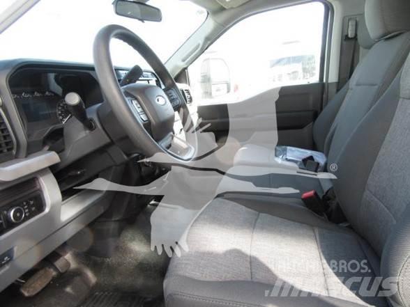 Ford F550 Drugo