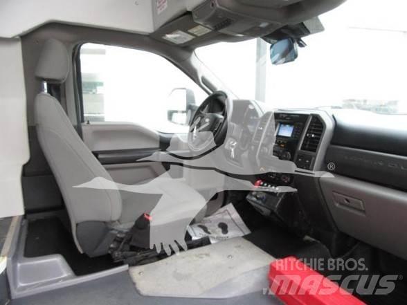 Ford F550 Drugo