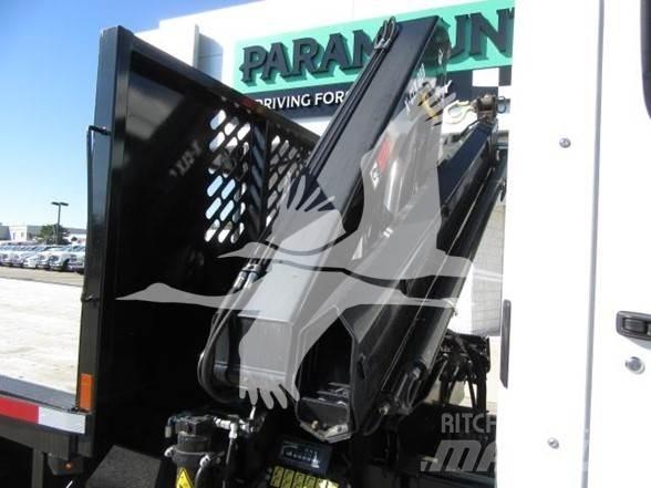 Hino L7 Tovornjaki s kesonom/platojem