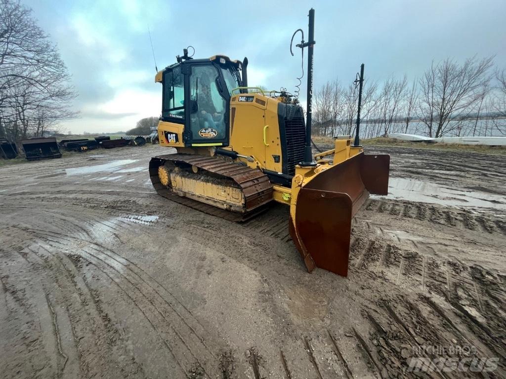 CAT D 4 K 2 LGP Buldožerji goseničarji