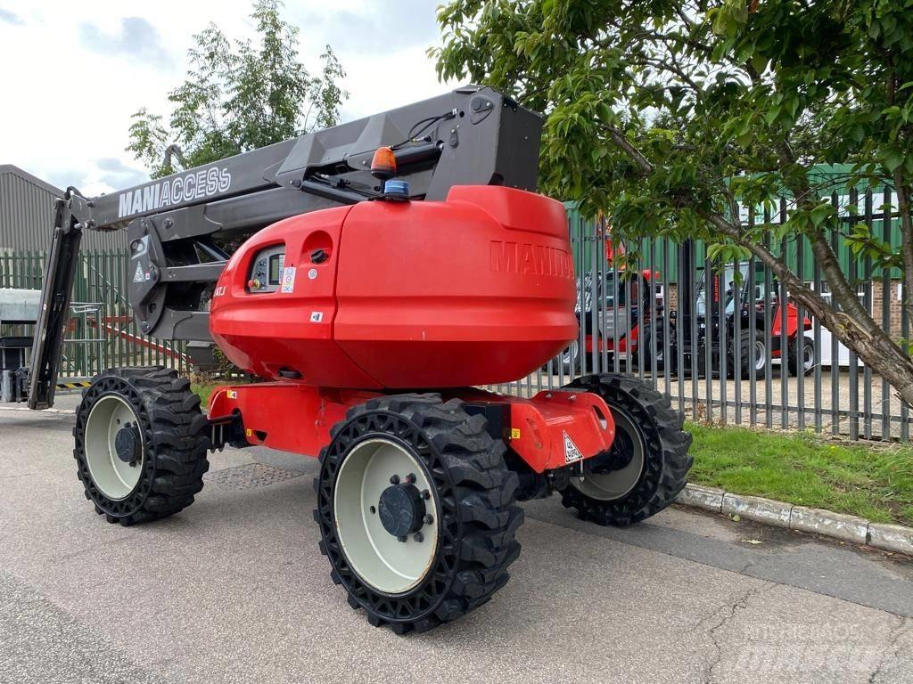 Manitou 200 ATJ Zglobne dvižne ploščadi