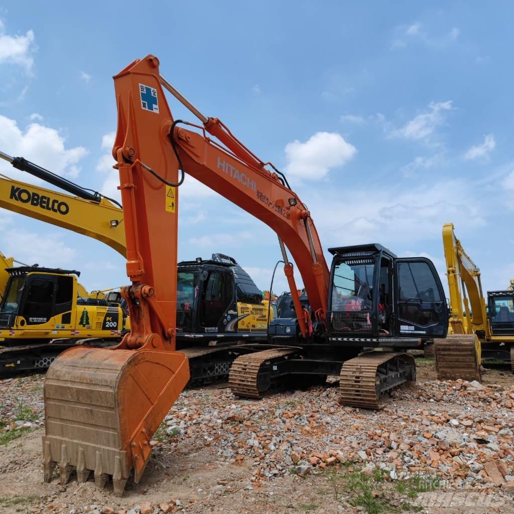Hitachi ZX 200 Bagri goseničarji