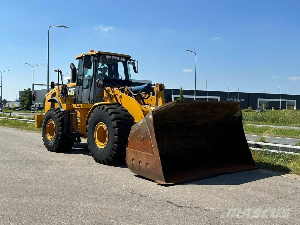 CAT 966H Kolesni nakladalci